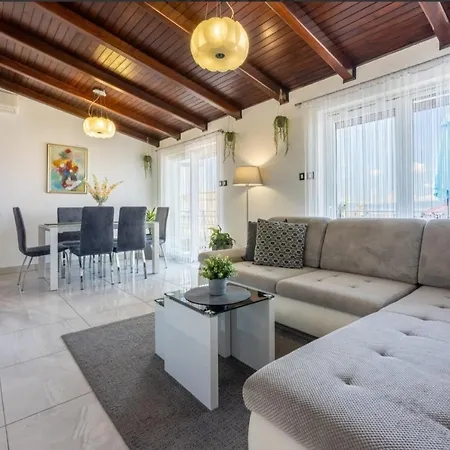 Lino Apartament