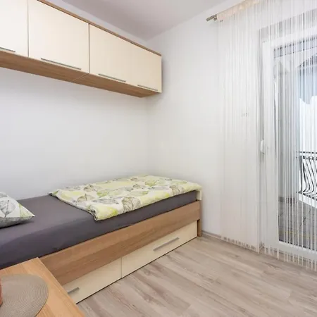 Apartment Lino *