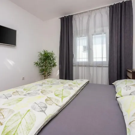 Lino Apartment Selce