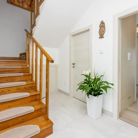 Lino Apartment Selce